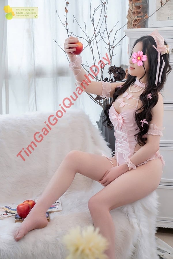 Gái gọi huyện Quảng Hòa da trắng ngực to bóp bao sướng